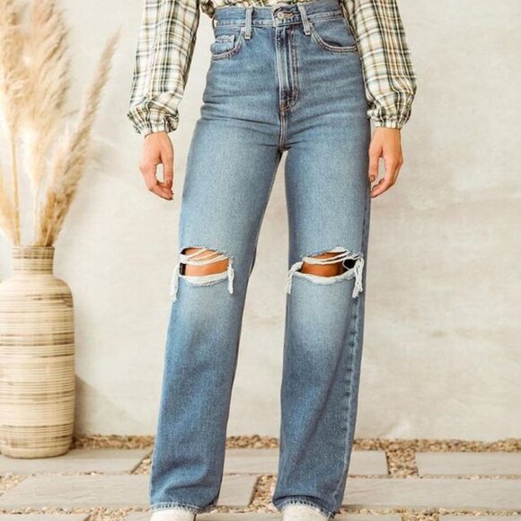 High Rise Loose Fit Levi Jeans Size 26 - Picture 1 of 5